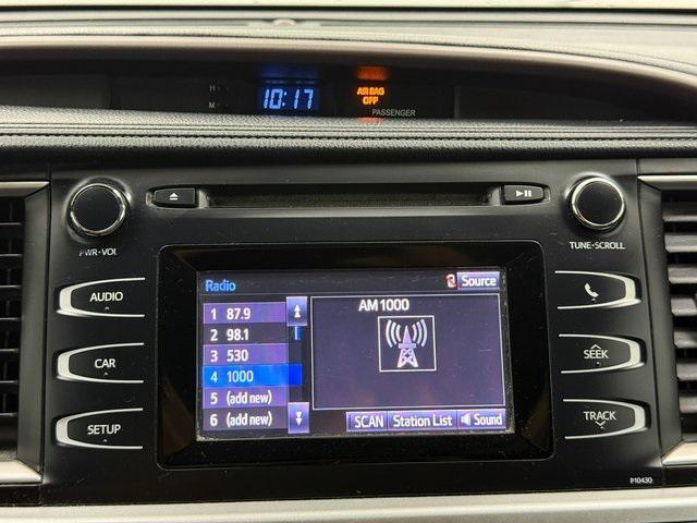 used 2015 Toyota Highlander car, priced at $14,988