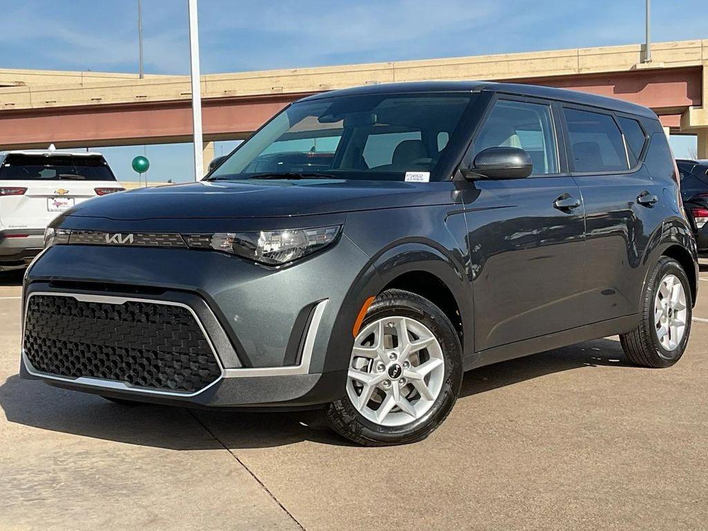 used 2025 Kia Soul car, priced at $15,401