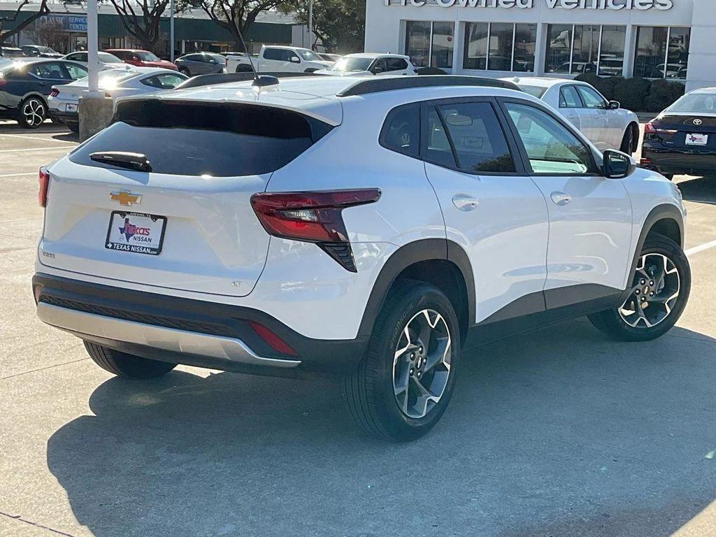 used 2025 Chevrolet Trax car, priced at $18,701