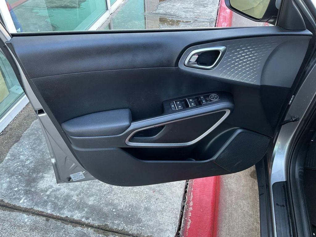 used 2025 Kia Soul car, priced at $15,401