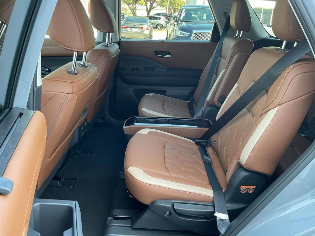new 2026 Nissan Pathfinder car, priced at $50,042