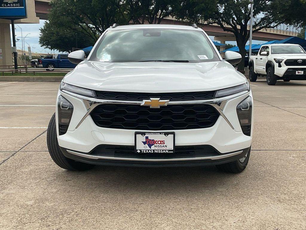 used 2025 Chevrolet Trax car, priced at $19,401