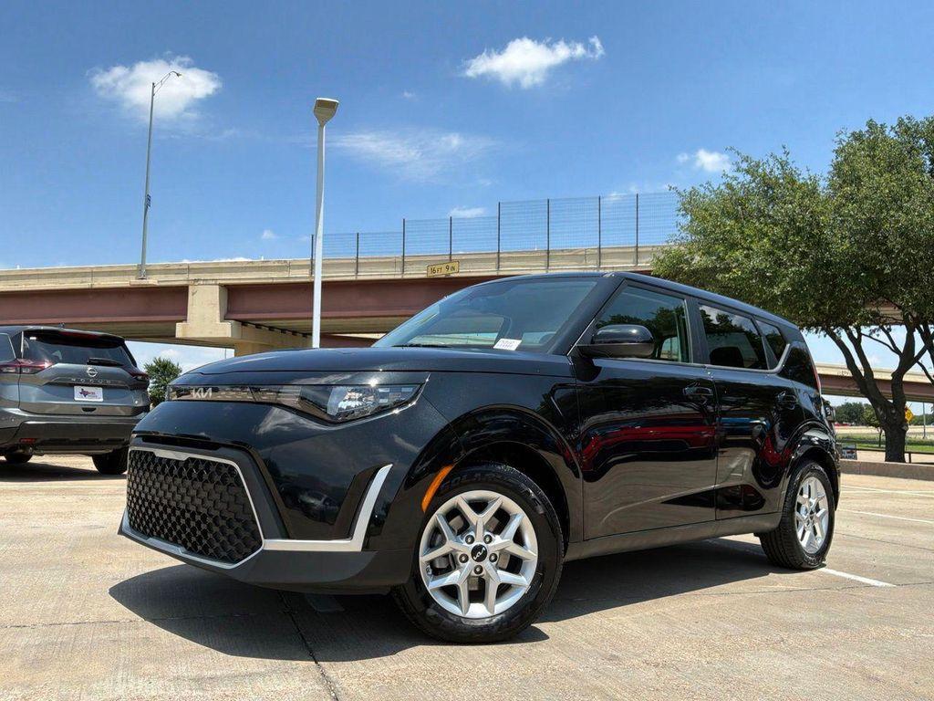 used 2025 Kia Soul car, priced at $15,901