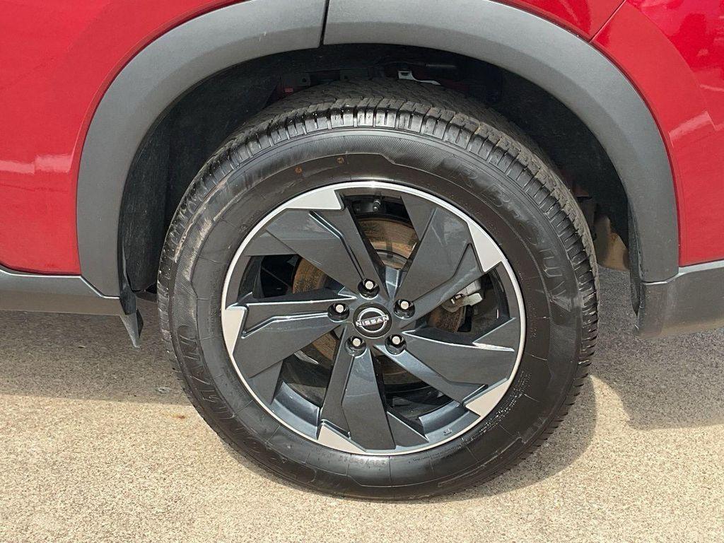 used 2025 Nissan Rogue car, priced at $18,901