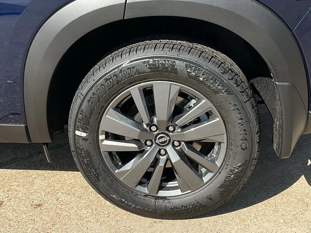 new 2026 Nissan Pathfinder car, priced at $39,688