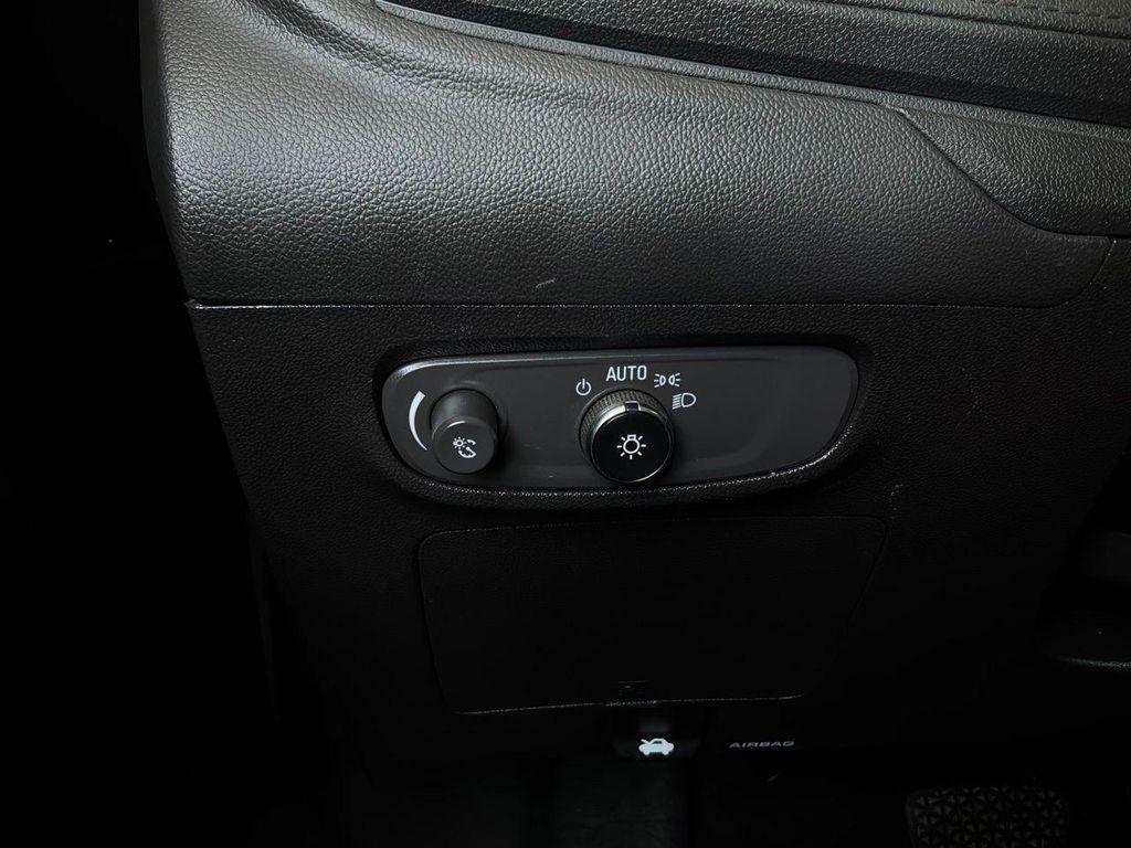 used 2025 Buick Encore GX car, priced at $18,401