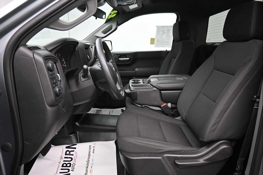 used 2024 Chevrolet Silverado 1500 car, priced at $29,995