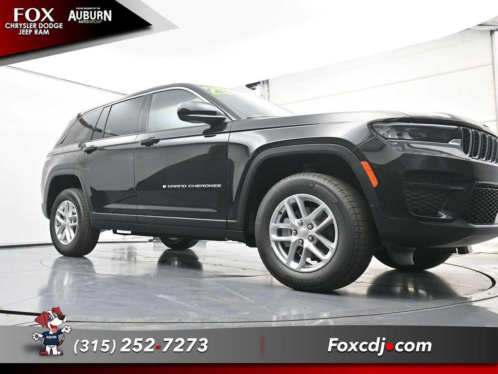 new 2025 Jeep Grand Cherokee car, priced at $43,409