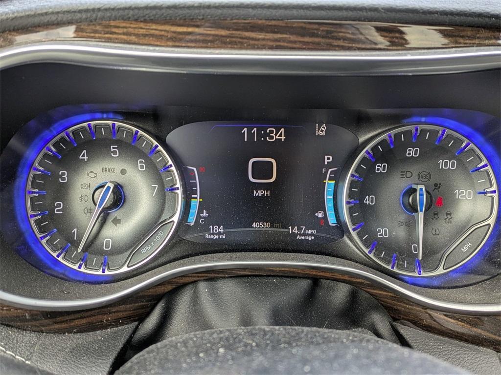 used 2022 Chrysler Pacifica car, priced at $33,819