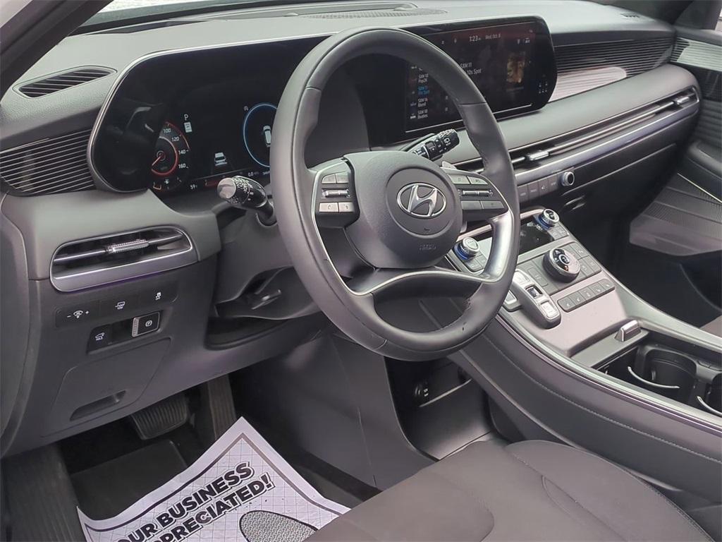 used 2025 Hyundai Palisade car, priced at $48,219