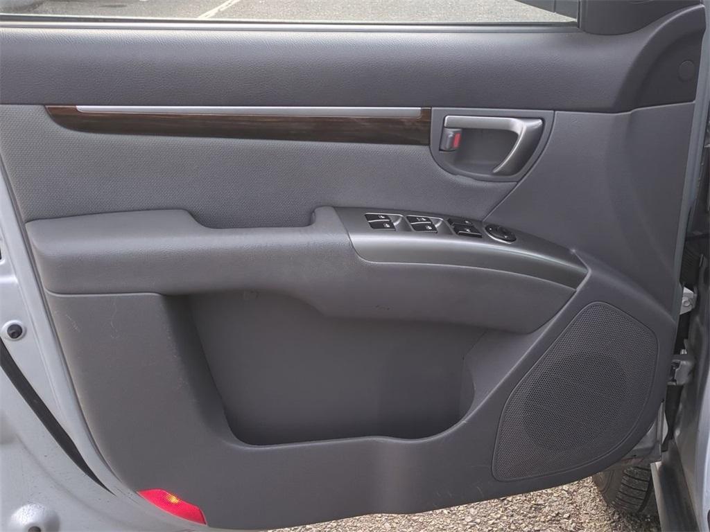 used 2010 Hyundai Santa Fe car, priced at $6,749