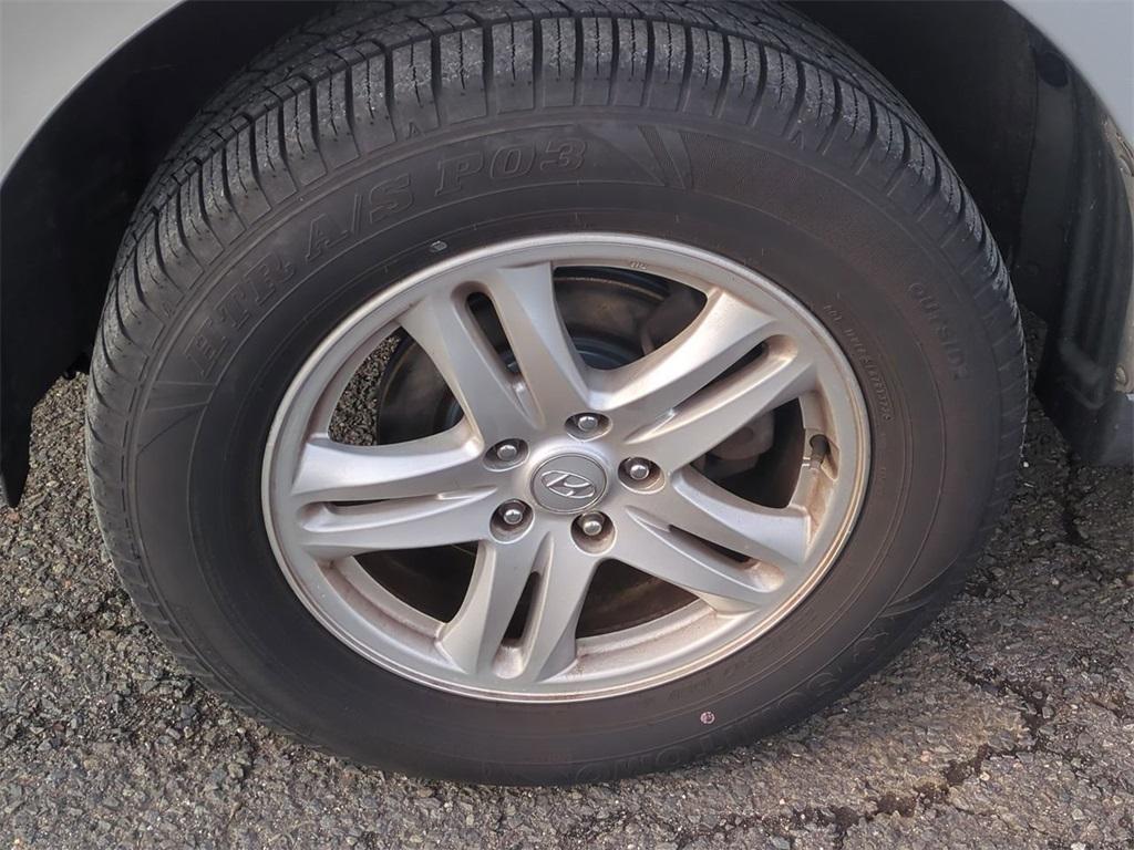 used 2010 Hyundai Santa Fe car, priced at $6,749