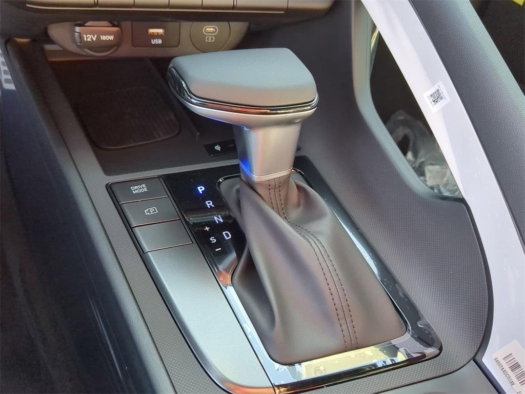 used 2025 Hyundai Elantra car, priced at $20,693