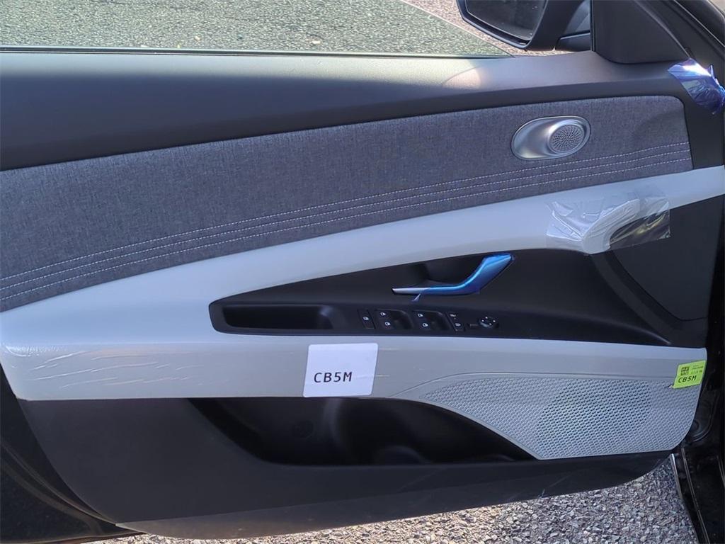 new 2025 Hyundai Elantra car, priced at $28,645