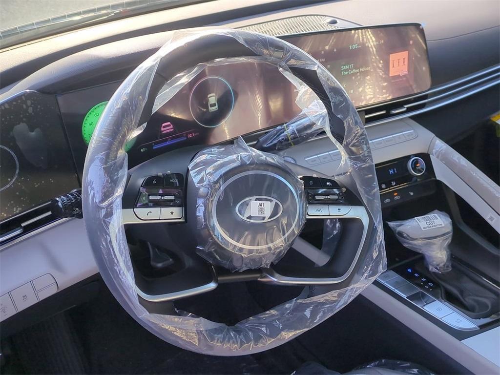 new 2025 Hyundai Elantra car, priced at $28,645