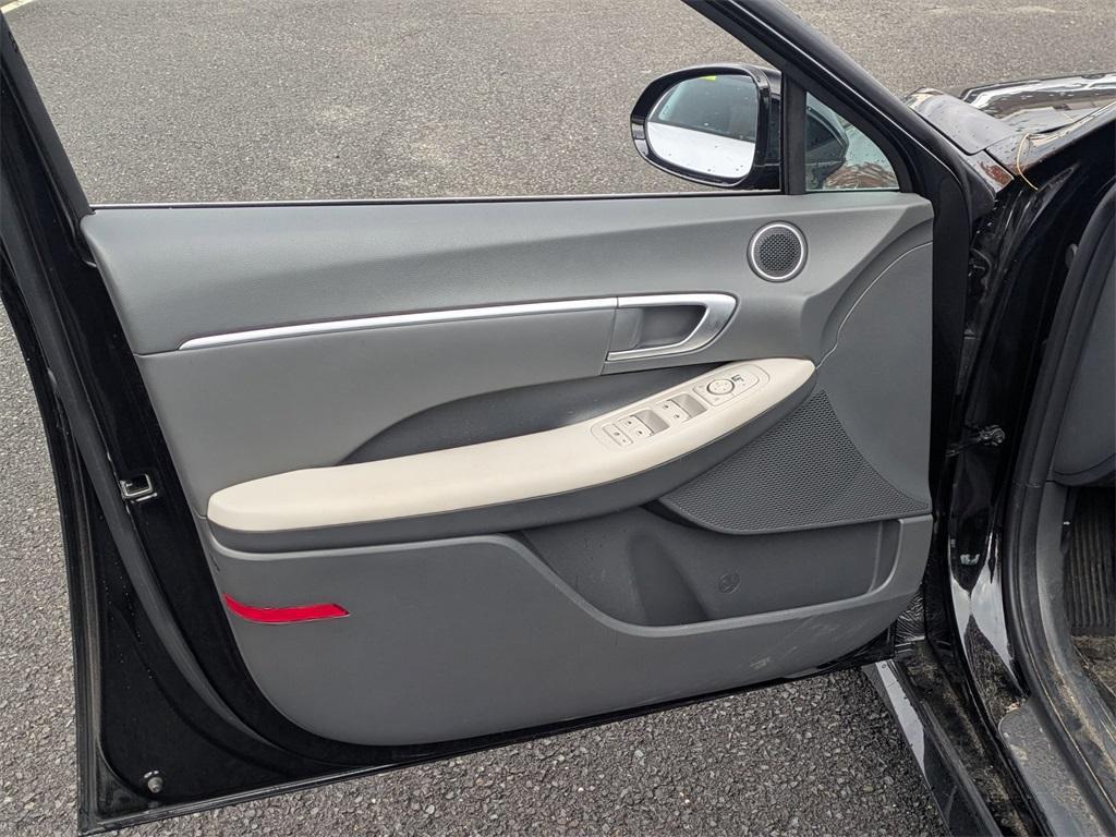 used 2024 Hyundai Sonata car, priced at $23,519