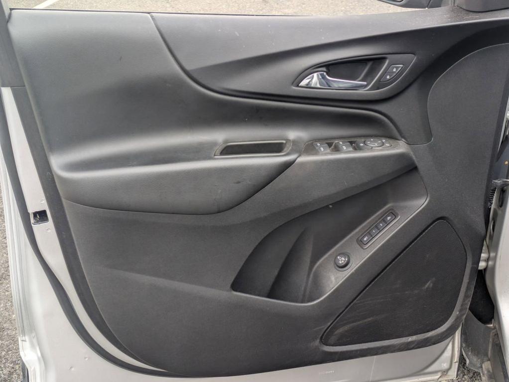 used 2021 Chevrolet Equinox car, priced at $18,997