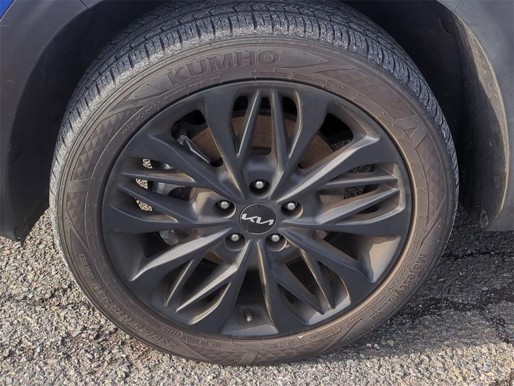 used 2023 Kia Seltos car, priced at $21,380