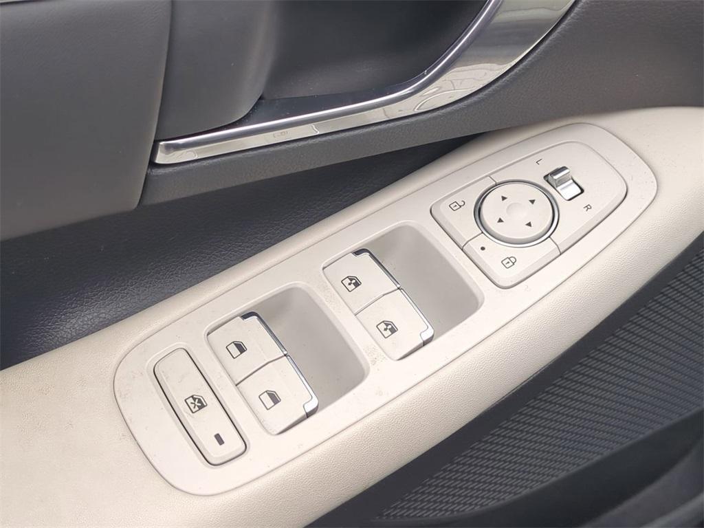 used 2023 Hyundai Sonata car, priced at $18,771