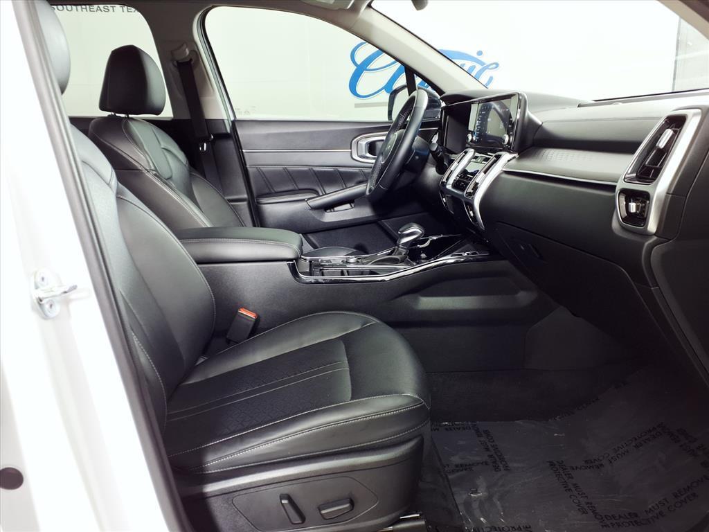used 2023 Kia Sorento car, priced at $30,990