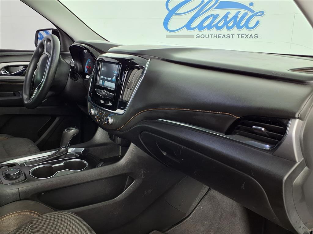 used 2018 Chevrolet Traverse car, priced at $12,987