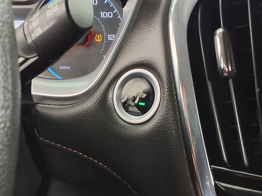 used 2018 Chevrolet Traverse car, priced at $12,987