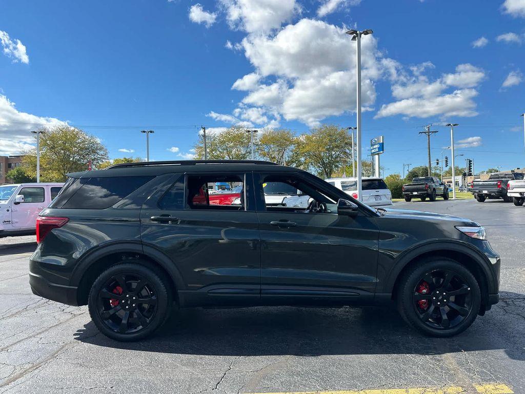 used 2022 Ford Explorer car, priced at $35,990