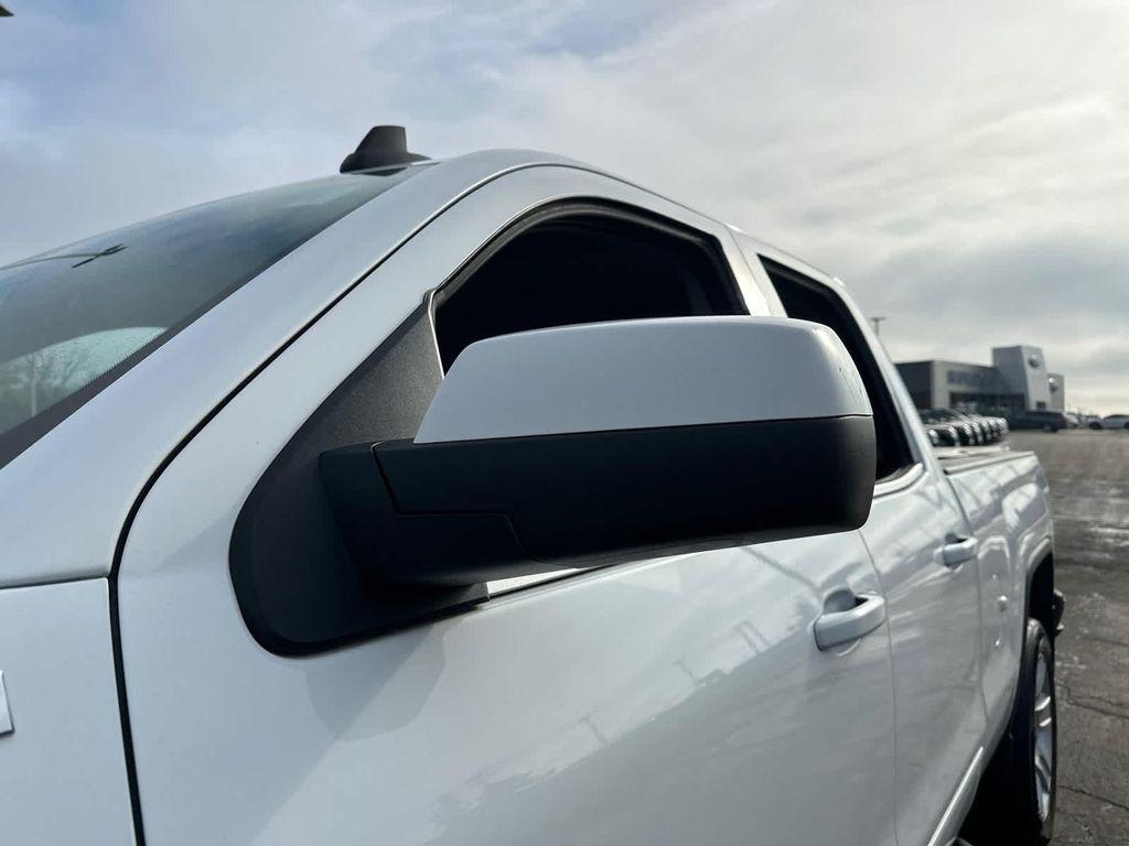 used 2015 GMC Sierra 1500 car, priced at $22,050