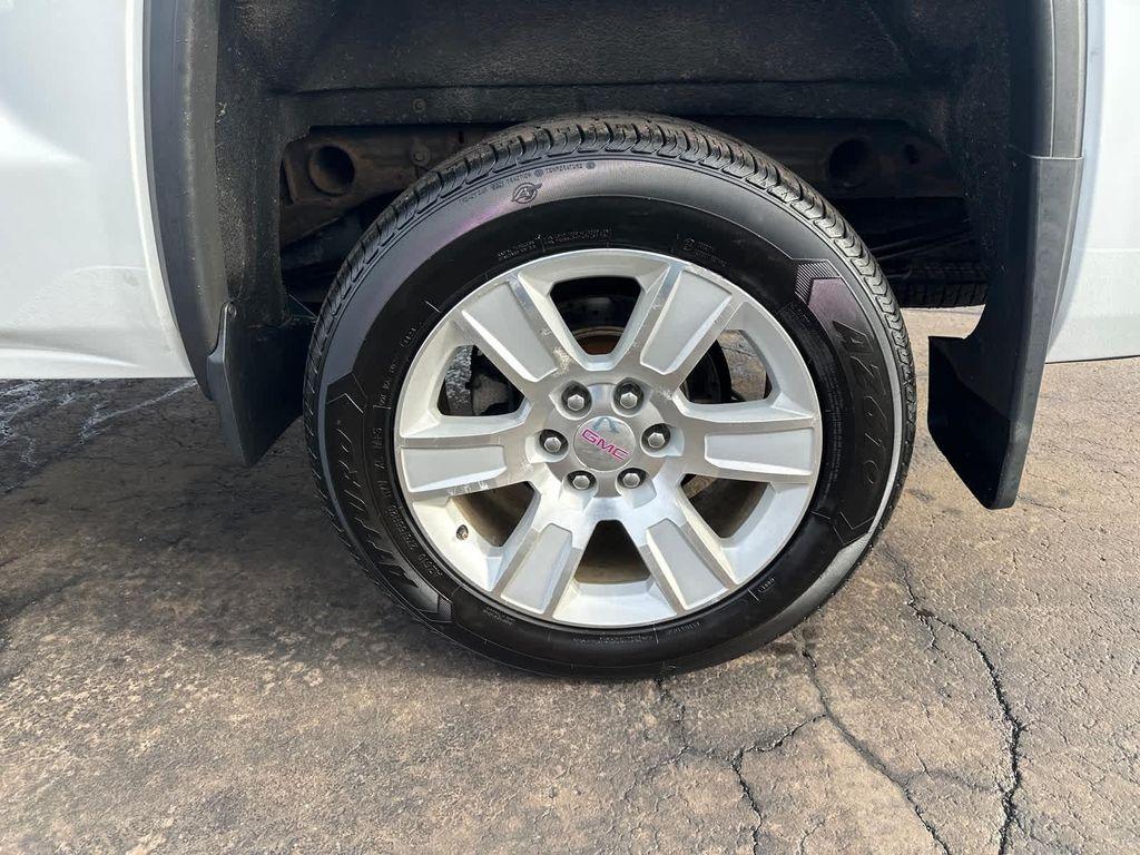 used 2015 GMC Sierra 1500 car, priced at $22,050