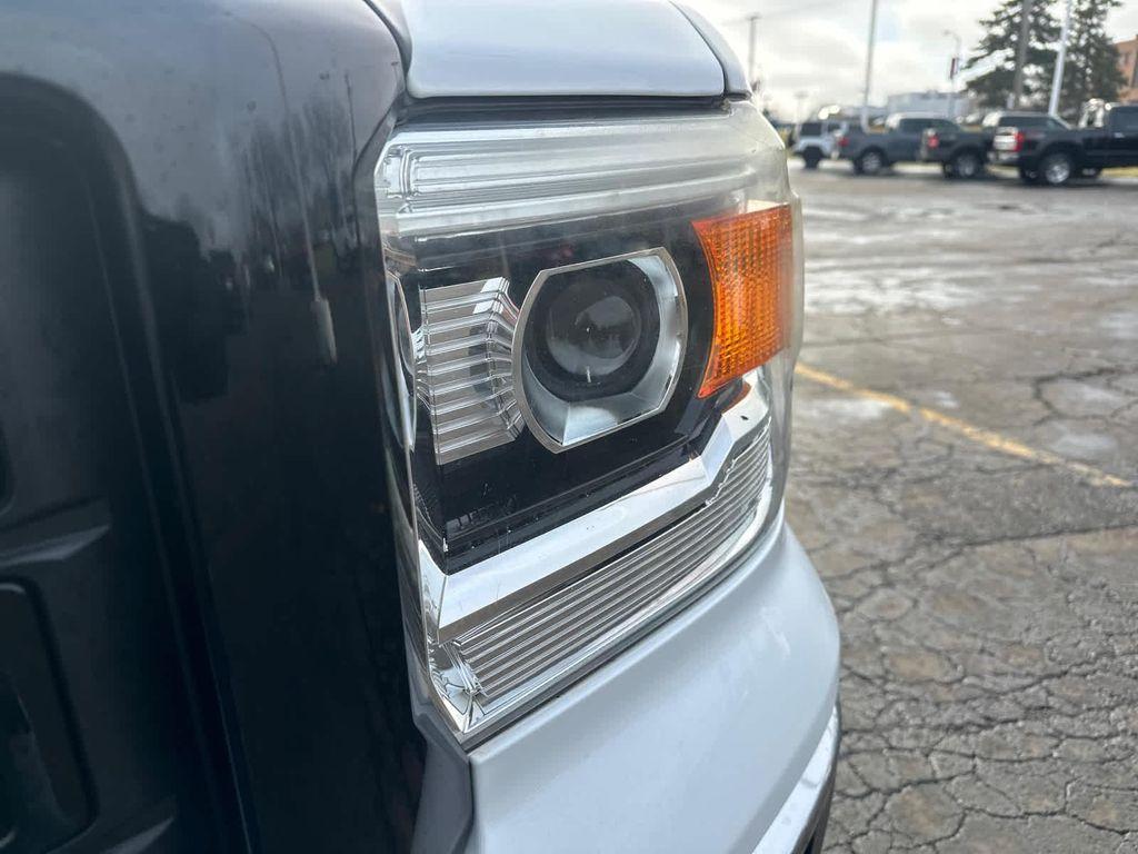 used 2015 GMC Sierra 1500 car, priced at $22,050