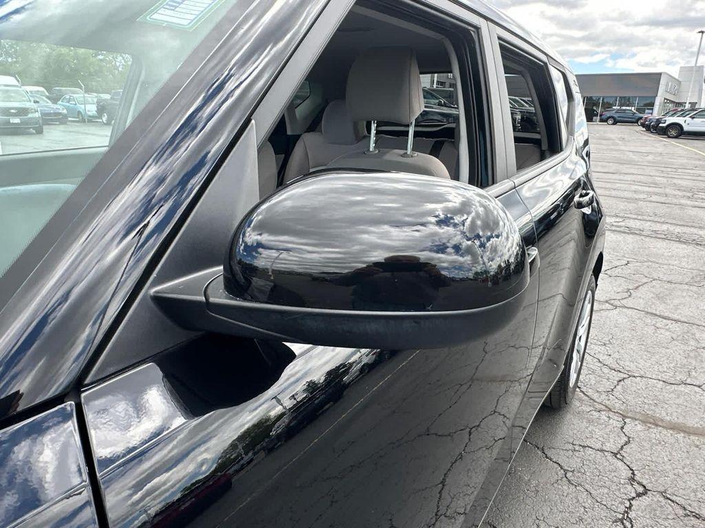 used 2022 Kia Soul car, priced at $15,902