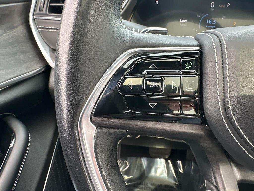 used 2022 Jeep Grand Cherokee car, priced at $29,990