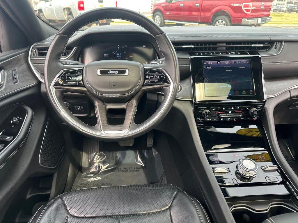 used 2022 Jeep Grand Cherokee car, priced at $29,990