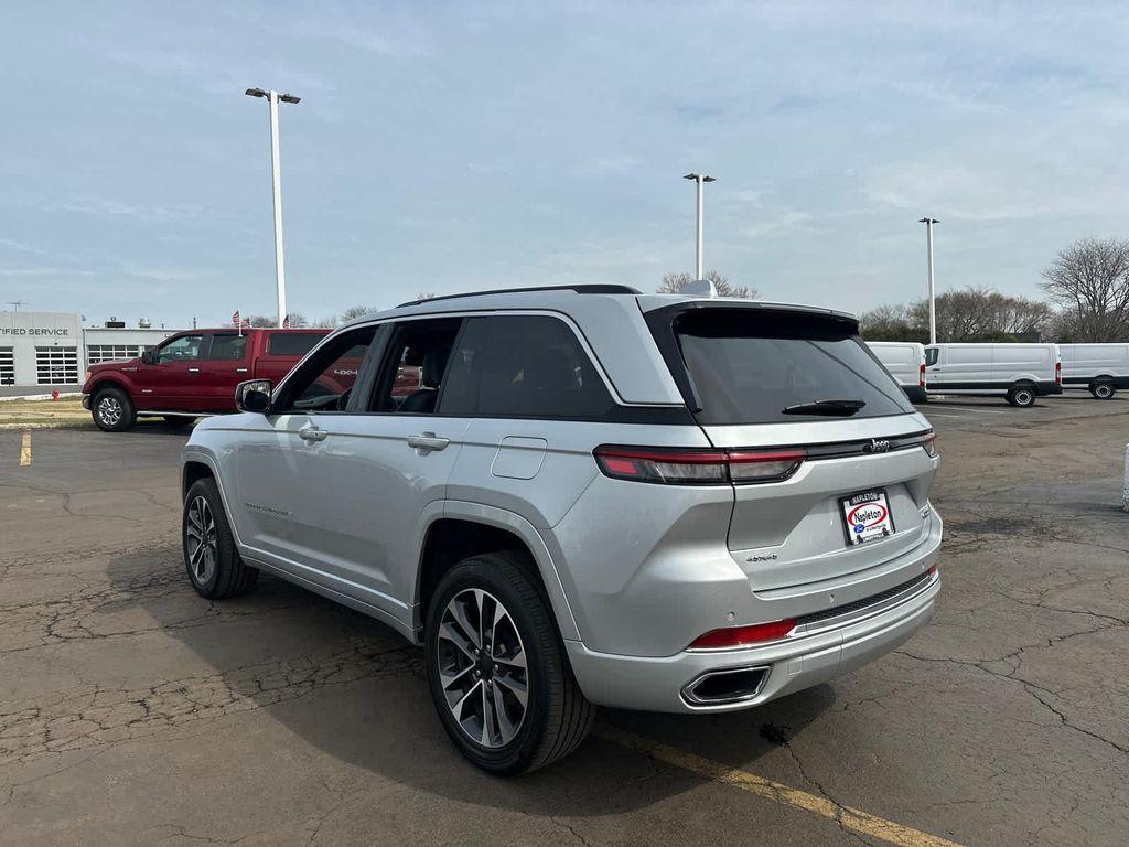 used 2022 Jeep Grand Cherokee car, priced at $29,990