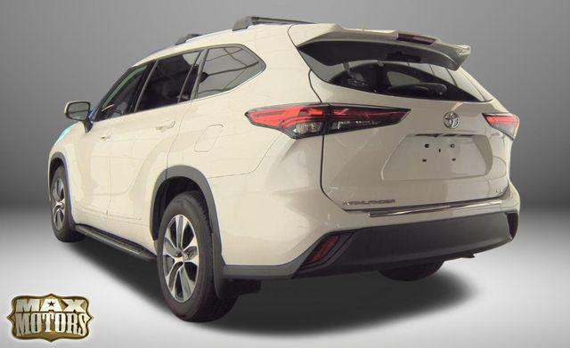 used 2021 Toyota Highlander car, priced at $29,544