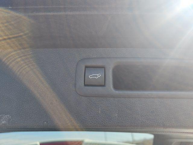 used 2021 Toyota Highlander car, priced at $29,138