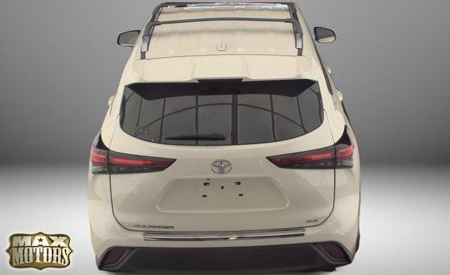 used 2021 Toyota Highlander car, priced at $29,544
