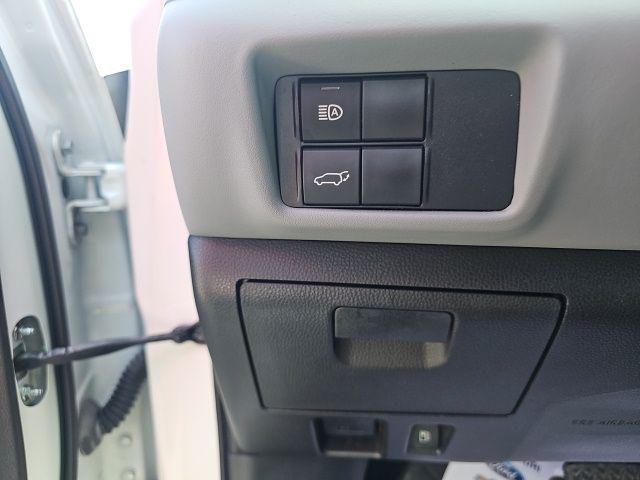 used 2021 Toyota Highlander car, priced at $29,138