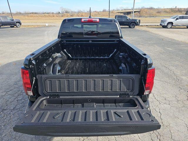 new 2026 Chevrolet Colorado car, priced at $44,175