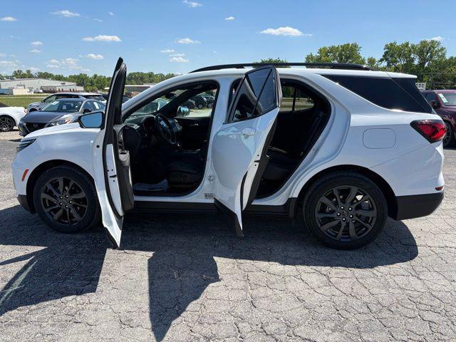 used 2023 Chevrolet Equinox car, priced at $25,654