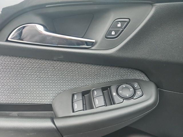 new 2026 Chevrolet TrailBlazer car, priced at $27,650