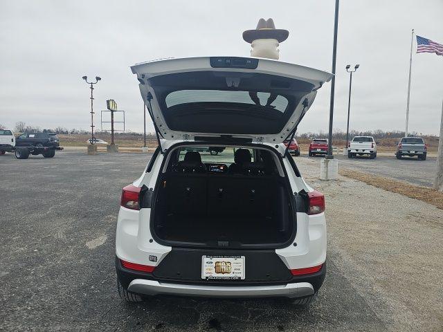 new 2026 Chevrolet TrailBlazer car, priced at $27,650