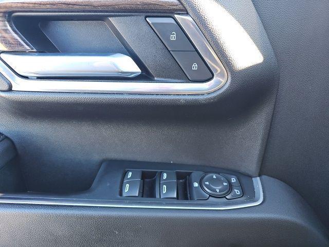 used 2022 Chevrolet Silverado 1500 car, priced at $42,876