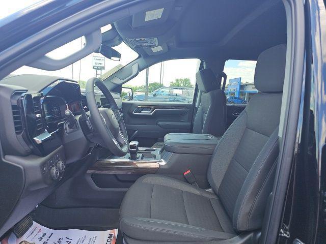 new 2025 Chevrolet Silverado 1500 car, priced at $51,546