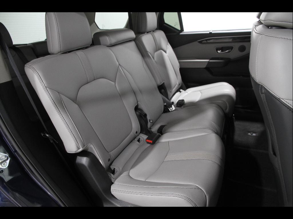 used 2025 Honda Pilot car, priced at $41,948