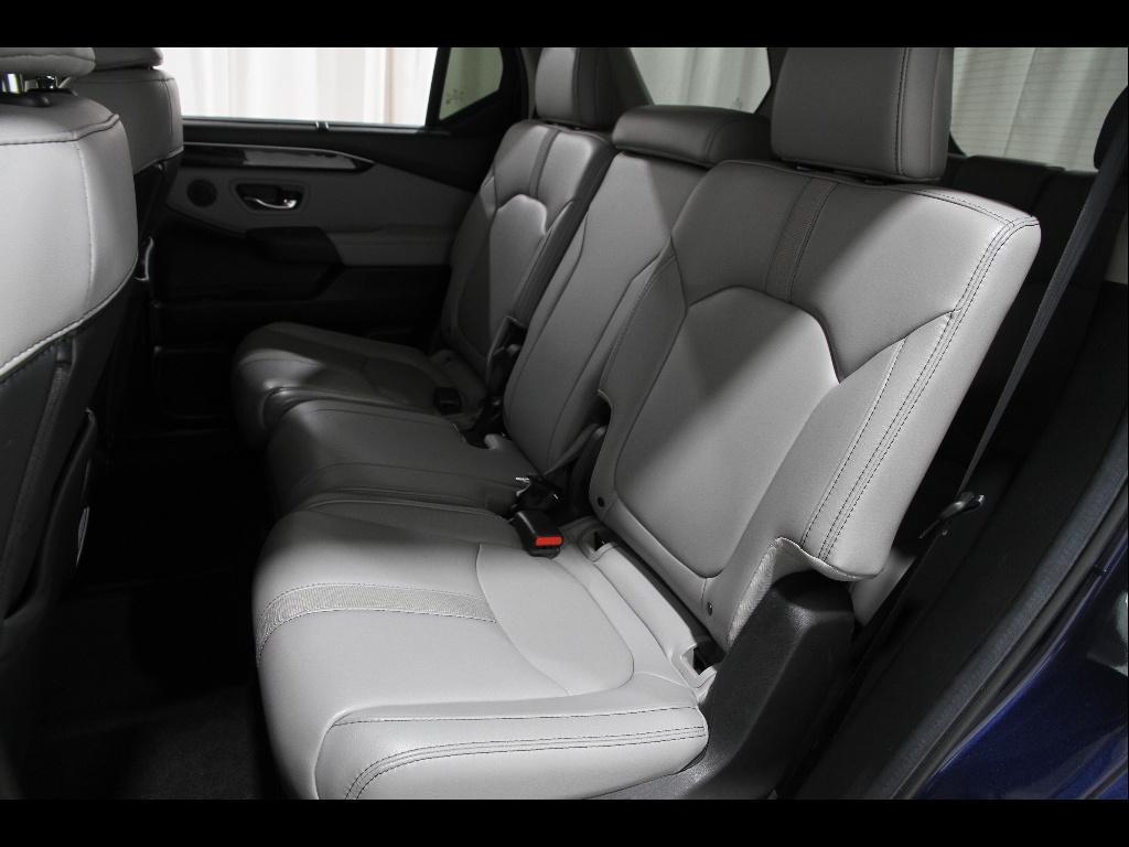 used 2025 Honda Pilot car, priced at $41,948