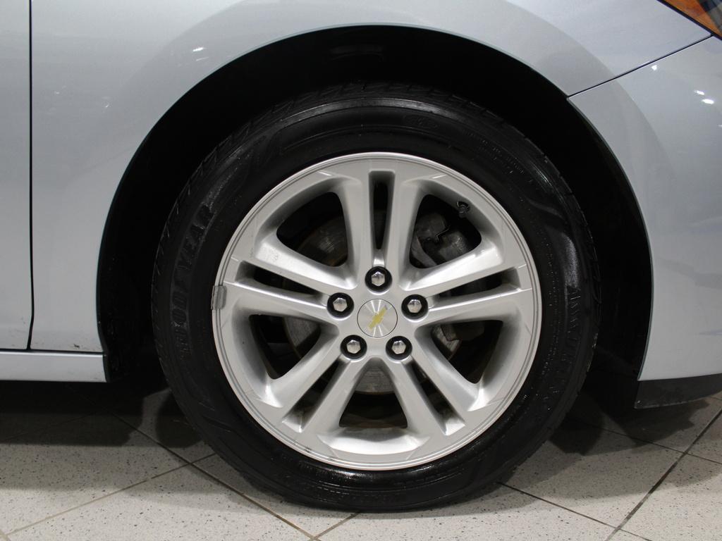 used 2017 Chevrolet Cruze car, priced at $12,490