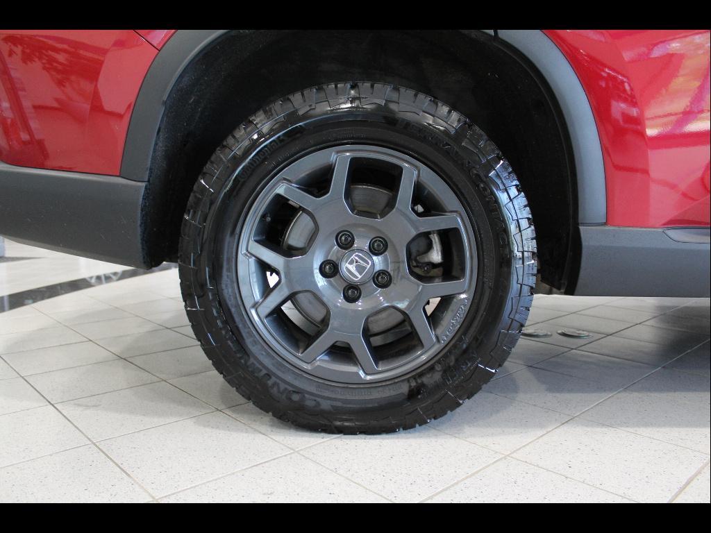 used 2025 Honda Pilot car, priced at $44,948