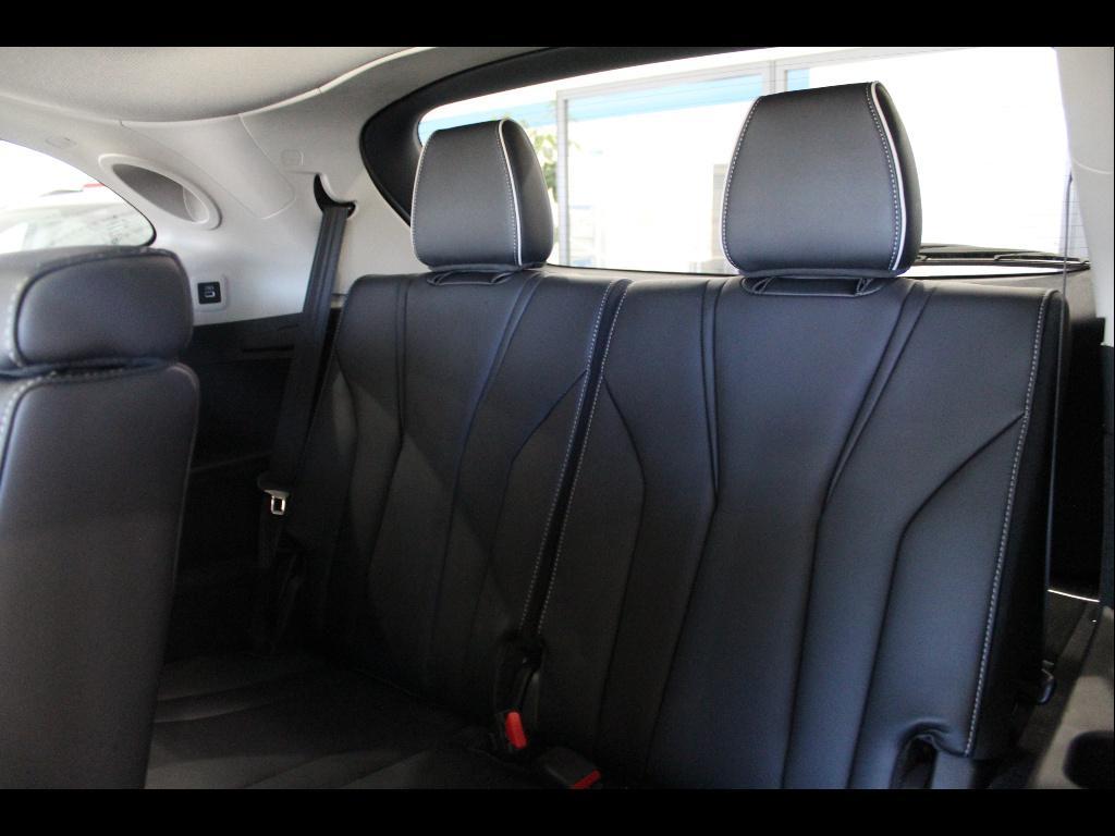 used 2023 Acura MDX car, priced at $38,448