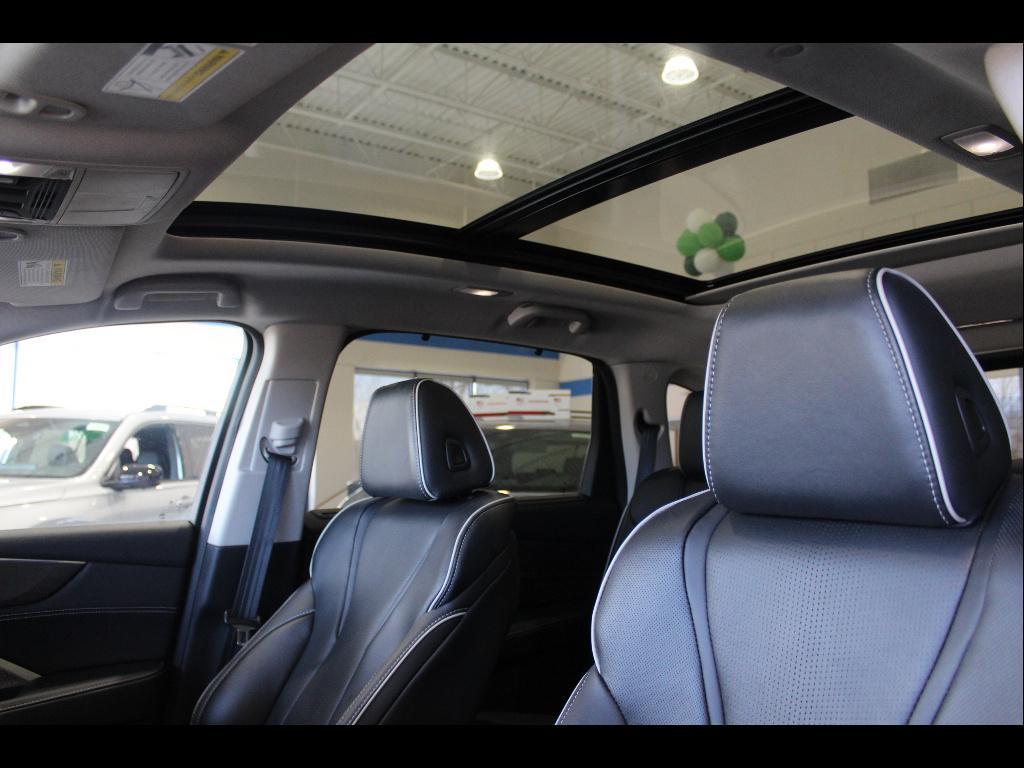 used 2023 Acura MDX car, priced at $38,448